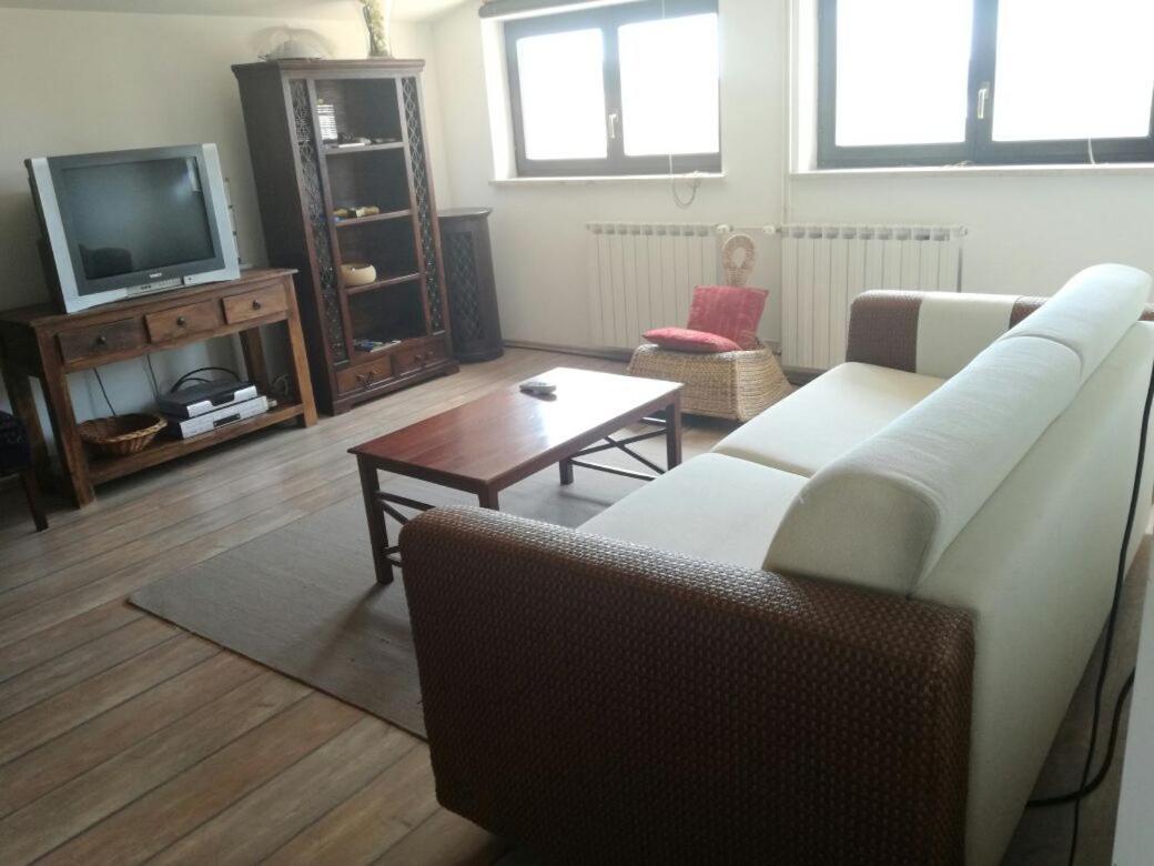 Nice, Cosy Studio Apartment With Shared Outdoor Pool Banjole Exterior foto