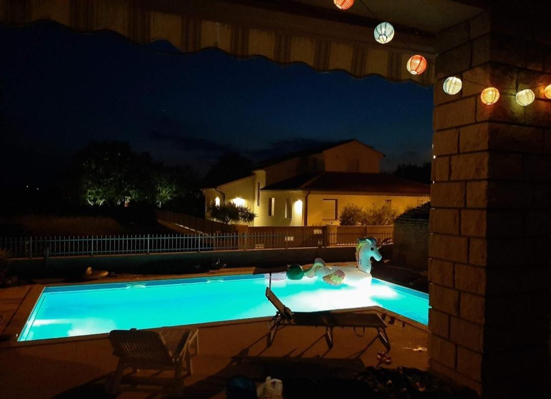 Nice, Cosy Studio Apartment With Shared Outdoor Pool Banjole Exterior foto
