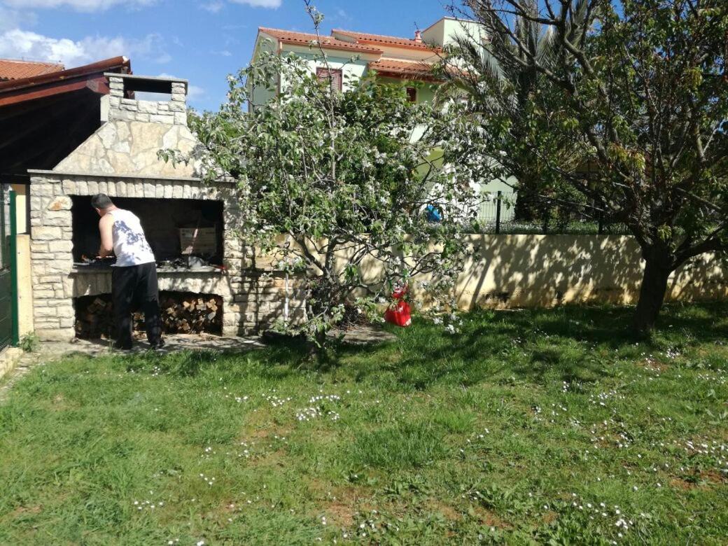 Nice, Cosy Studio Apartment With Shared Outdoor Pool Banjole Exterior foto